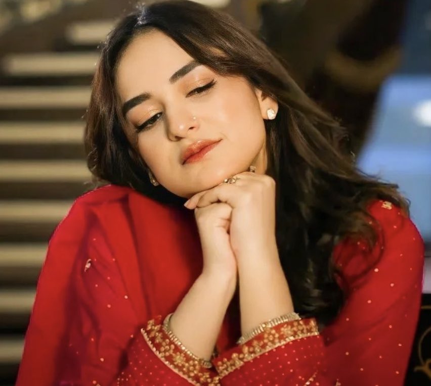 Moni_is_Moni's tweet photo. My meeru 🥹 

#YumnaZaidi https://t.co/lapiArgOPe