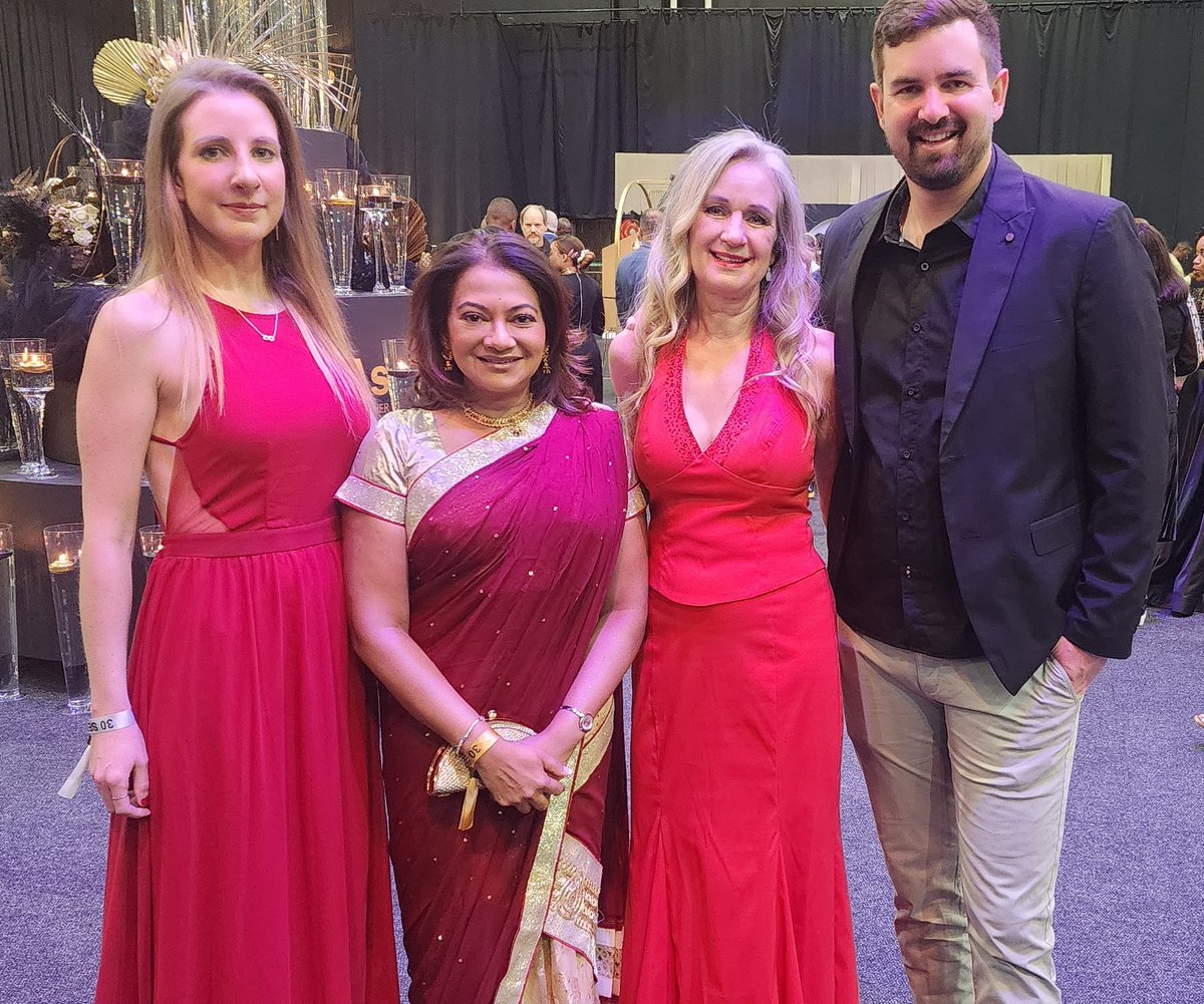 Devi_HQ's tweet photo. #SAFTAS17
We honored my friend @DerekWatts with a #LifeTimeAchieverAward
#KirstyWatts accepted on behalf of Belinda and Ty.
Mixed emotions.
Thank you @SAFTAs_1 for acknowledging Big D.
@carteblanchetv https://t.co/jXn7EjzOWy
