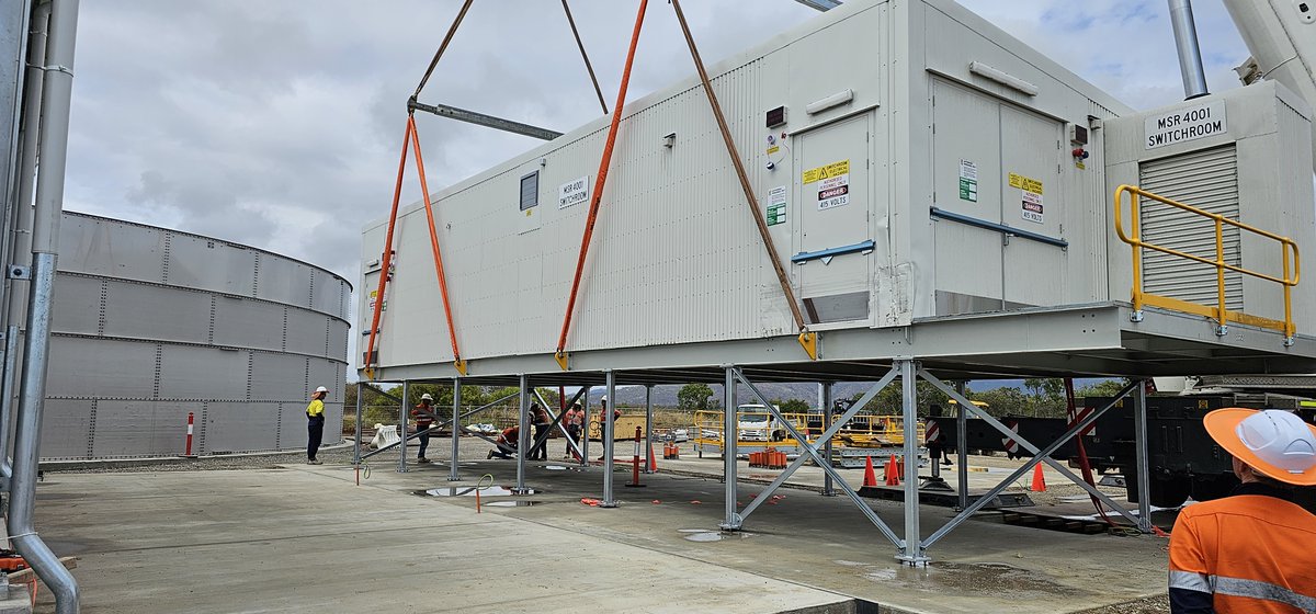 CleanTeQWater's tweet photo. $CNQ The fully fabricated switchroom for the Townsville Recycled Water Treatment Facility was installed on site today. Measuring an enormous 19 x 6 meters, special craning operations and transport was required.
#townsville #waterrecycling #watertreatment #switchroom https://t.co/riVBnpANMW