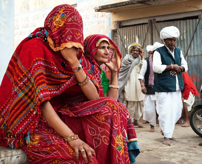 skumarsingh382's tweet image. घूँघट में आज भी खिलती है सभ्यता कहीं की 
लोग जिसे गाँव कहते हैं...!!♥️✌️❣️