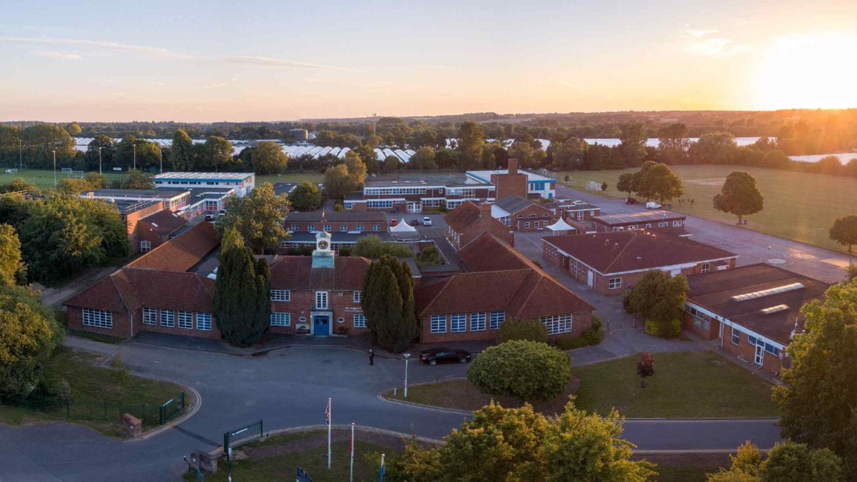 We are thrilled to announce our appointment by <a href="/WokinghamBC/">Wokingham Borough Council</a>, to help them deliver their school expansion project at <a href="/PiggottCESchool/">The Piggott School</a>, Wokingham 🎓  .

The new facilities will help The Piggott meet the local need for secondary school places. 

Learn more: builtbyitc.com/news/the-piggo…