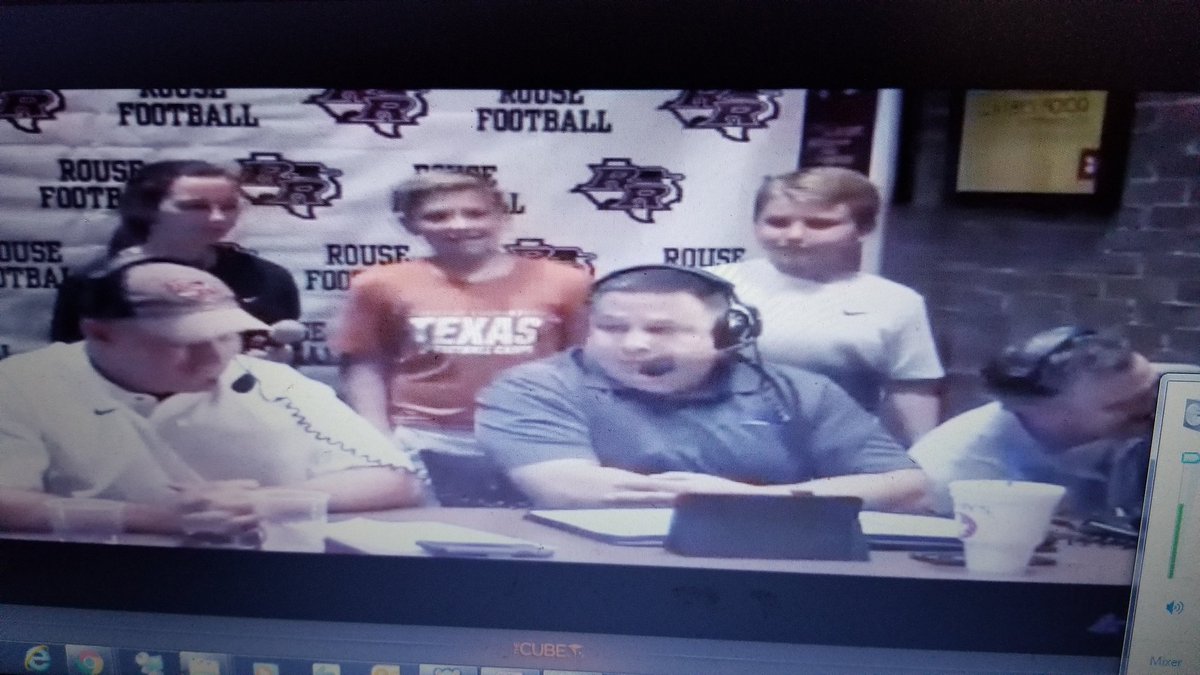 joebaumer1's tweet photo. 7 years ago.  #InsideRaiderNation @A2ZSportsMedia @1RoUSeFB @WeltonPreston https://t.co/3NL5Wz3r1Y