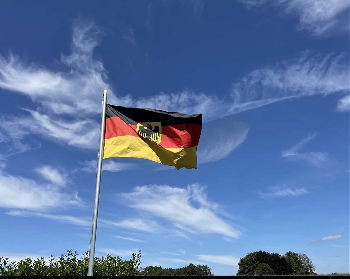 Manuel Ostermann tweet media