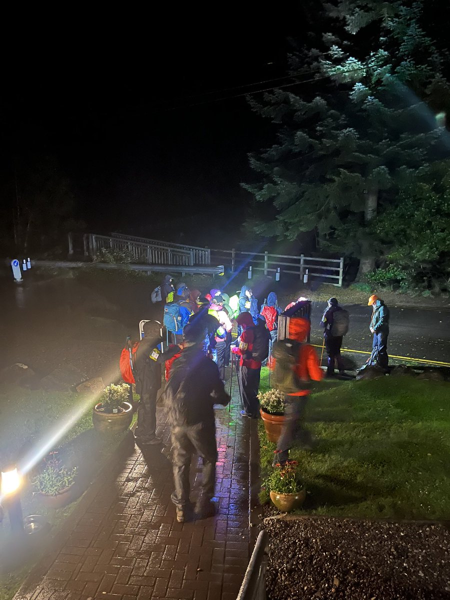 harrogatehcc's tweet photo. Our challengers have set off on the first peak #bennevis Huge good luck to #teamorange. Raising vital funds to benefit @HarrogateNHSFT. Good luck everyone 🥳 https://t.co/4Prp6AAXAO