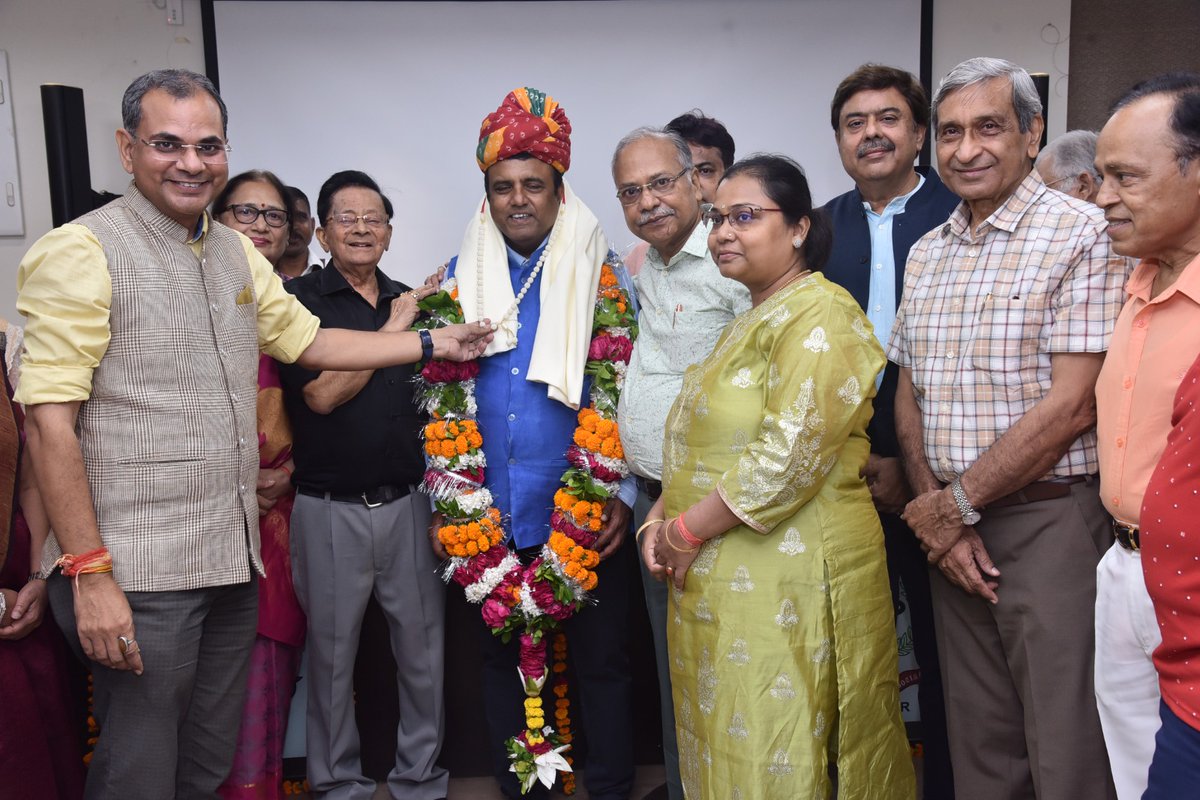 sanjaimis's tweet photo. https://t.co/tV5siIXgVr https://t.co/Db8Hzz9tZc