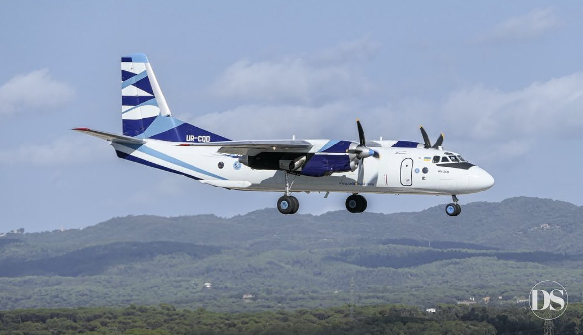 air_comment's tweet photo. #antonov #antonov26 #antonovairlines #antonovichdesign #flight .#flightattendant #aviacion #aviation #aviationlovers #aviationdaily #aviationphotography #aviationgeek #avgeek #spotting #spotters /#cavok #fotografia #vulkanair #vulkan #girona #swiftsolutions #ucrania https://t.co/bEABzgXxWZ