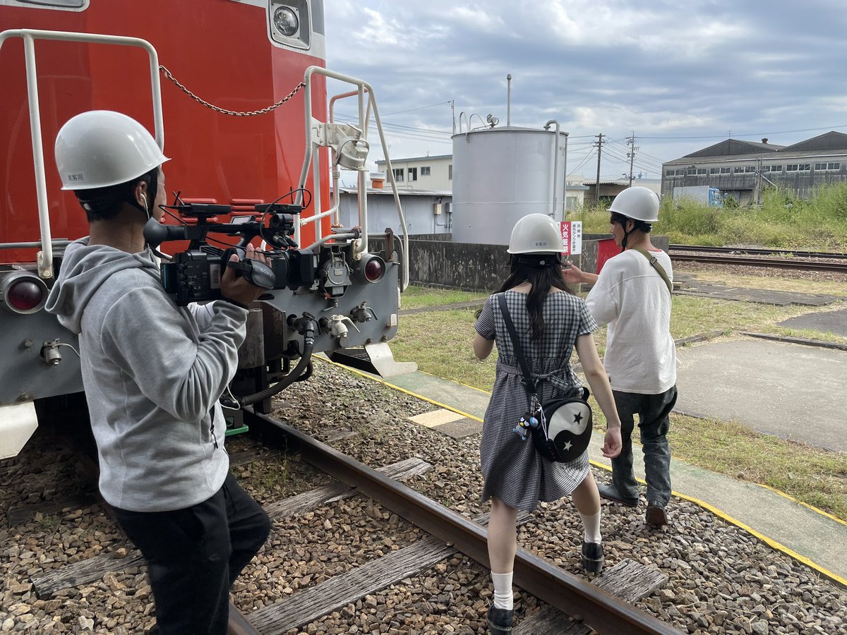 chitapics's tweet photo. 午後は #衣浦臨海鉄道 さんで撮影🚃
本日は特別にディーゼル機関車の近くまで入らせていただきました！
こちらは11月後編でお届けします！ https://t.co/gNJuQ5HohF