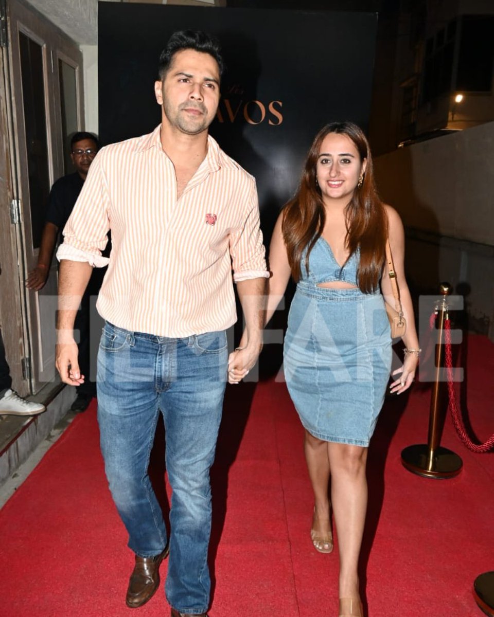 filmfare's tweet photo. #VarunDhawan and #NatashaDalal were clicked in the city last night. 💝 https://t.co/dGCdza707a