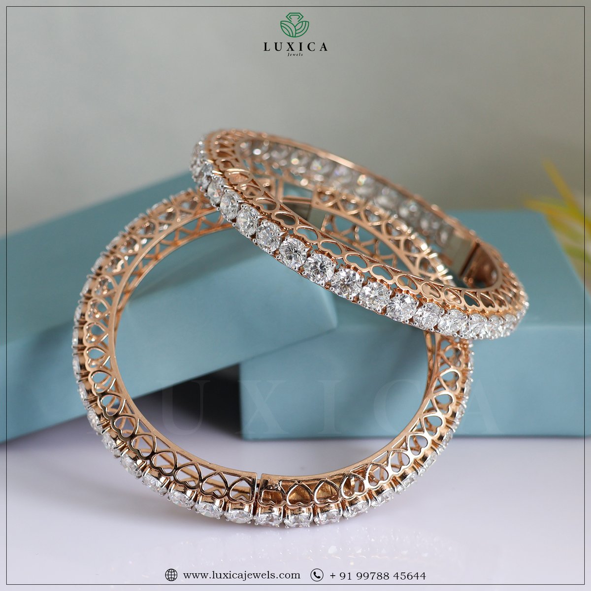 LuxicaJewels's tweet image. Adorable lab-grown diamond bangles.

For inquiries:
Email: luxicajewels@gmail.com
Visit. : luxicajewels.com
Call 📞 +91-9978845644 Or
☟☟ WhatsApp Below ☟☟
wa.me/919978845644

#diamondbangles #bangleset #banglescollection #tranding #labgrowndiamonds #labgrown