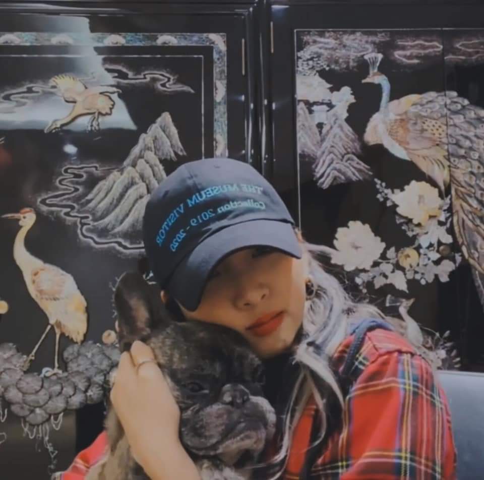 RichyBHidden's tweet photo. Im a day late bit happy birthday Jeon Tani!🥳🥳🥳 Hope your sister @jeonjiwoo1004 has spoiled you plenty and you had a nice day together yesterday!💜💚
#JEONTANI #JIWOO #KARD https://t.co/6iFQv4Ir2Z
