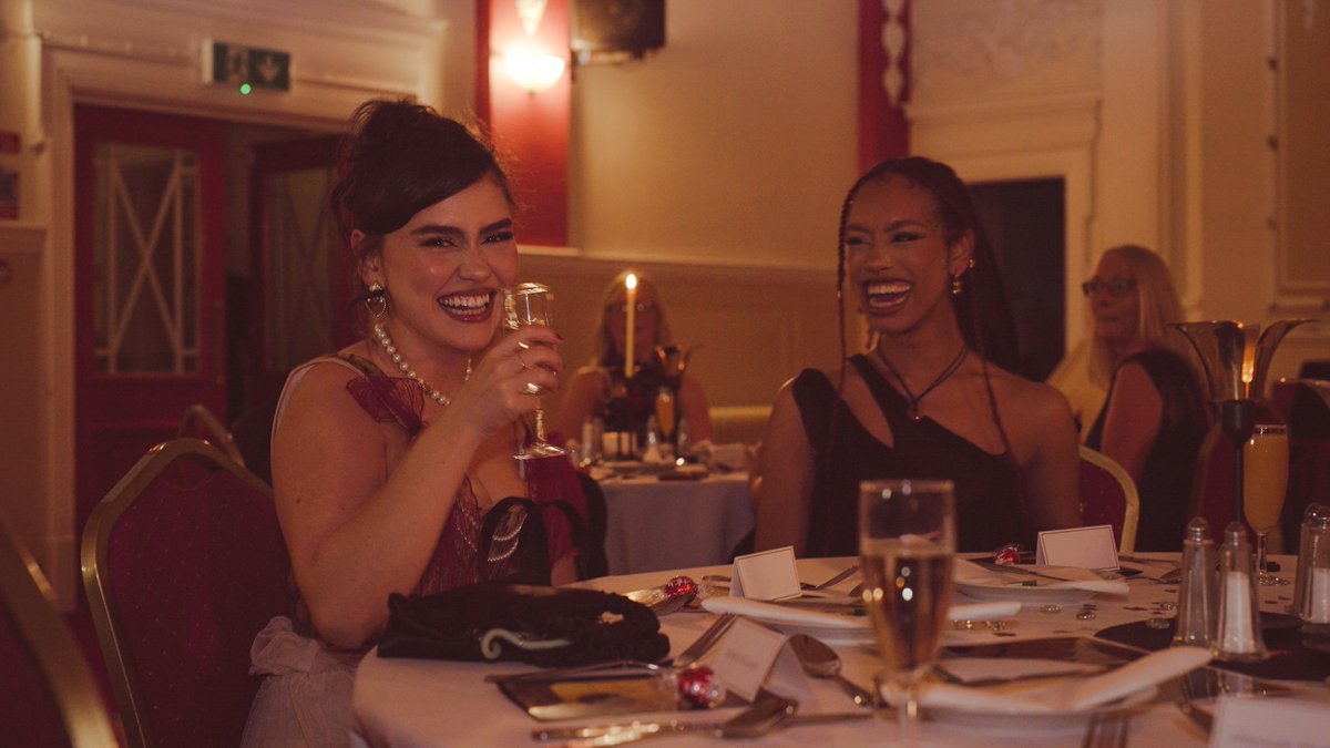 OTWOldham's tweet photo. We had a brilliant night at the #TimelessBall on Friday thanks to our ‘Friends’ @OTWFriends. Top notch entertainment from company members, great food and lots of money raised! 📸Motion Stills Media https://t.co/Mtsweu05i8