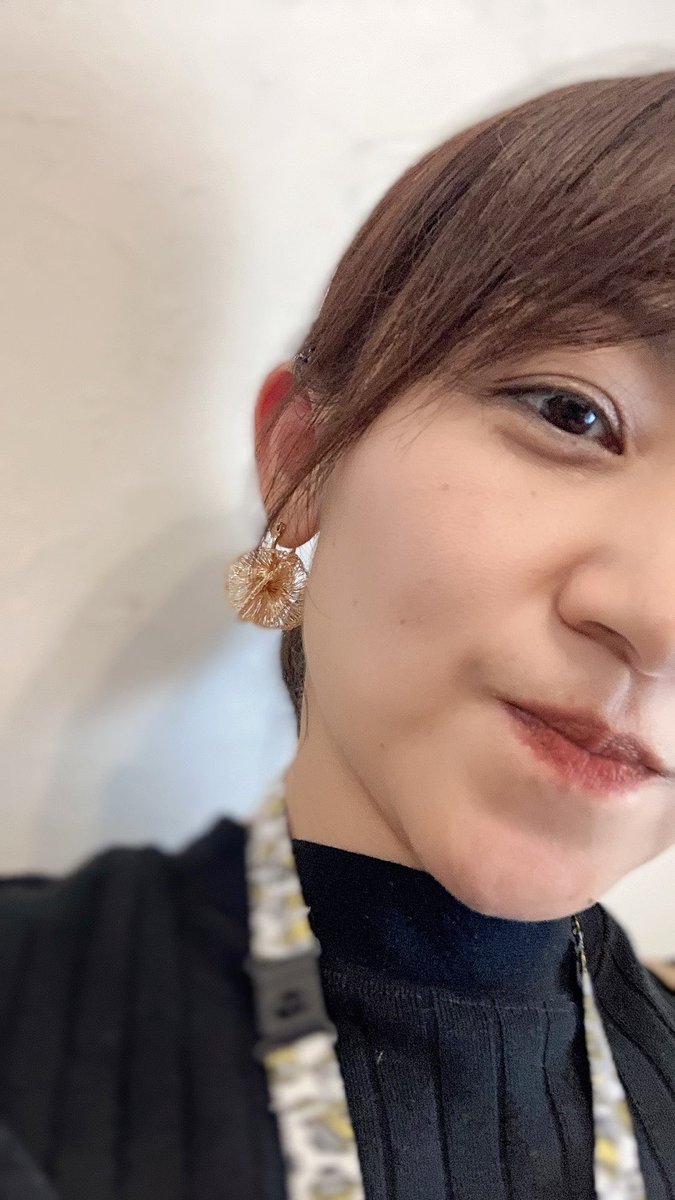 AiTaniuchi's tweet photo. 先日　
神社⛩️で歌わせていただくという
とっても貴重な経験をさせていただきました。　
わざわざ足をお運びくださった皆様
ありがとうございました！

お揃いワイヤーピアスもバッチリ✨
https://t.co/3hEQLzCS9z

#オトナリサン
#Thankfulproject https://t.co/w8whnlV04a