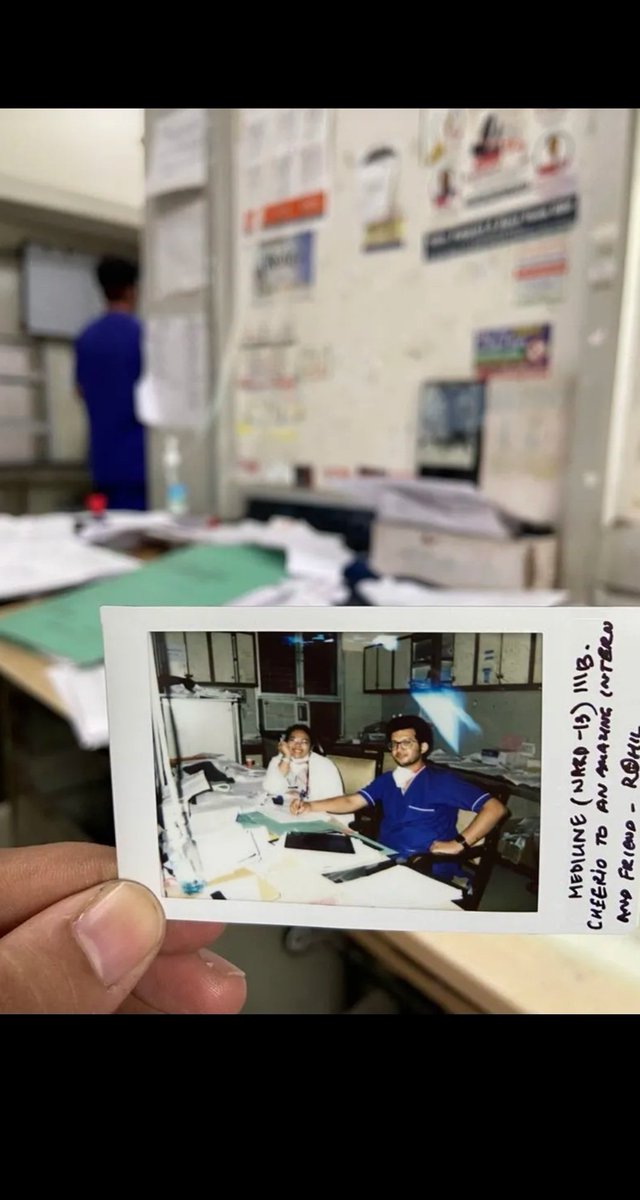 Nostalgia pe nostalgia
Another amazing #junior making my day
I am glad that I was able to inspire them to be Good doctors and residents, for all patients, fellows and faculty.
#stoptoxicity
#medicine
#medicineresidency
#IMG
#SJH