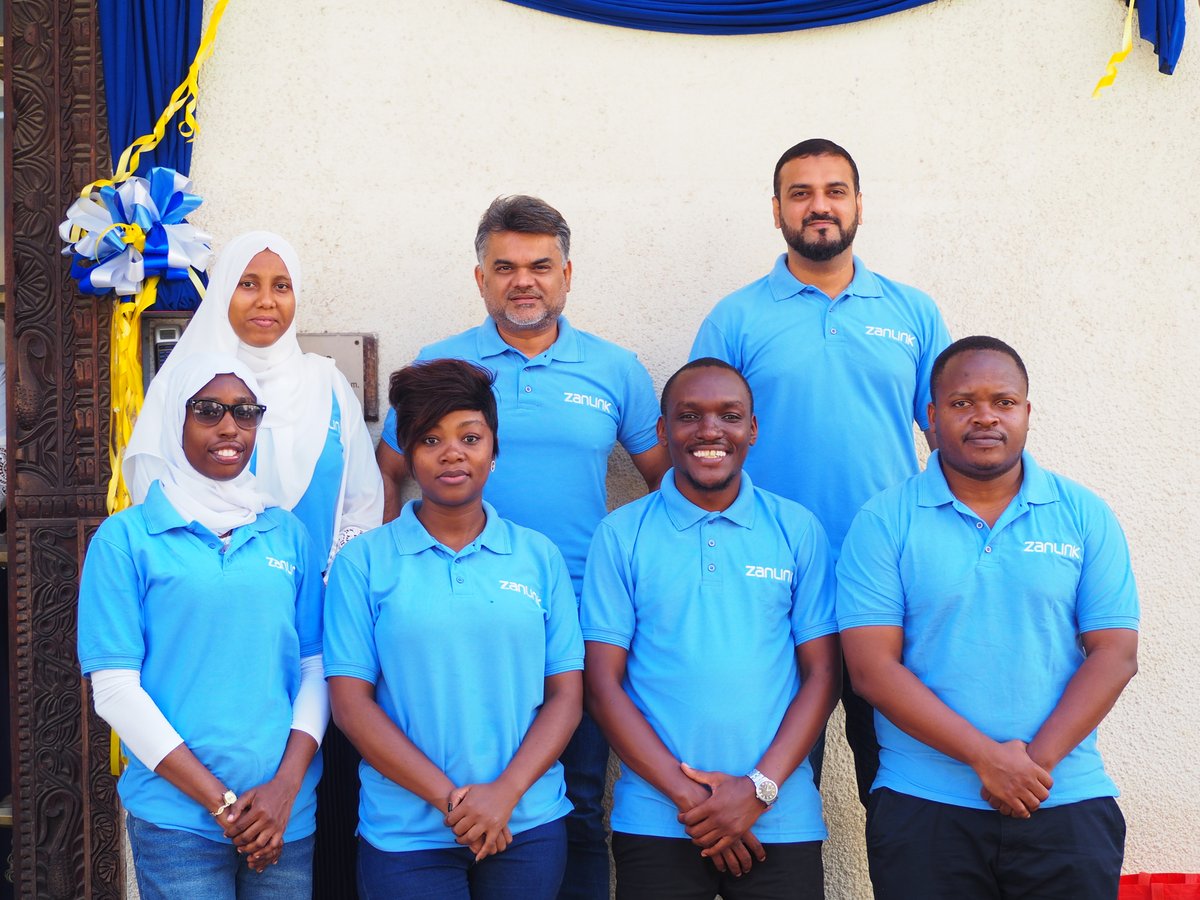 zanlink_l's tweet photo. A few pictures of the #zanlink staff from the beginning of Customer Service Week! https://t.co/MCT0Nx6Zjr