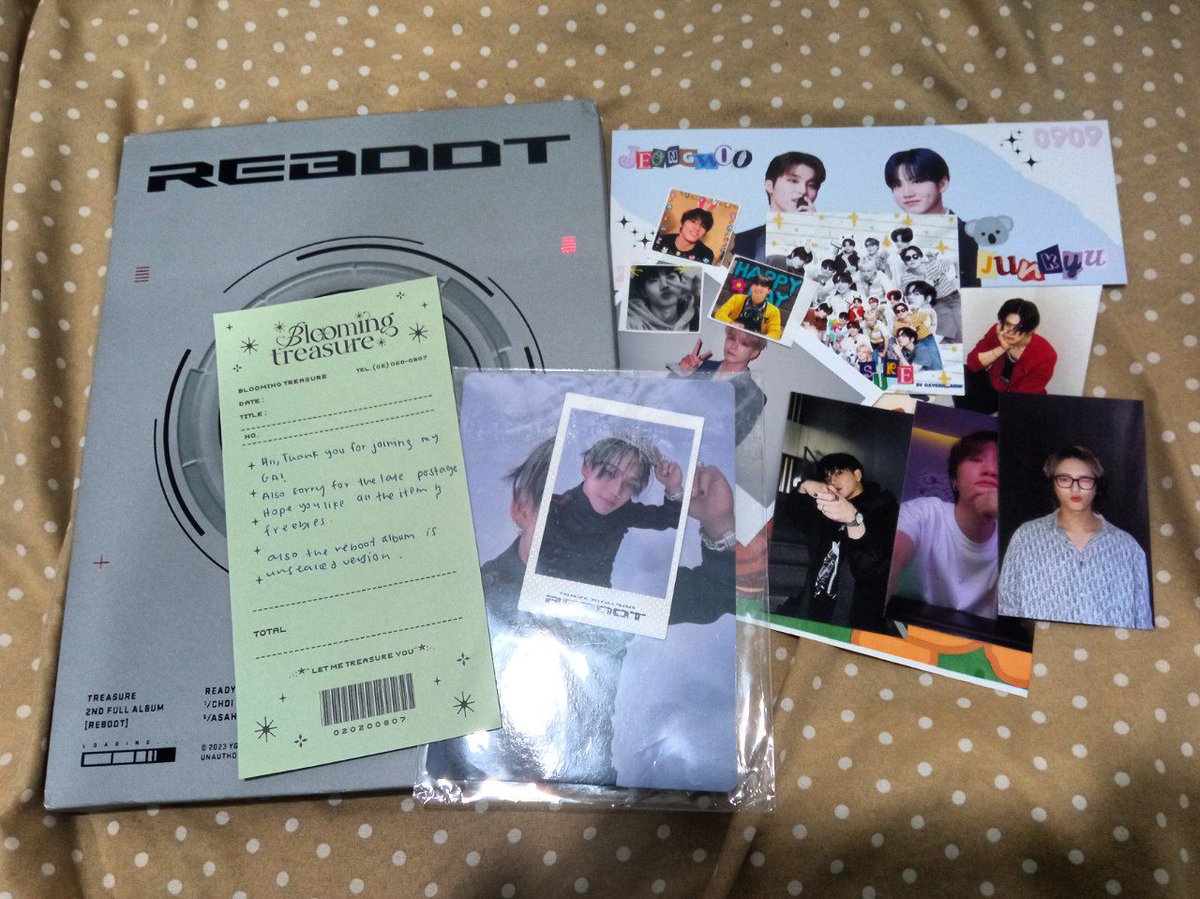 hclselling's tweet photo. hii @sykrh_arin ! i received the giveaway prize well 💕 supposed to only receive hyunsuk's weverse but it comes with an unsealed album &amp; those cute freebies🥹 thank youuu so much, will keep this well💓 https://t.co/bXuZhJqL9j