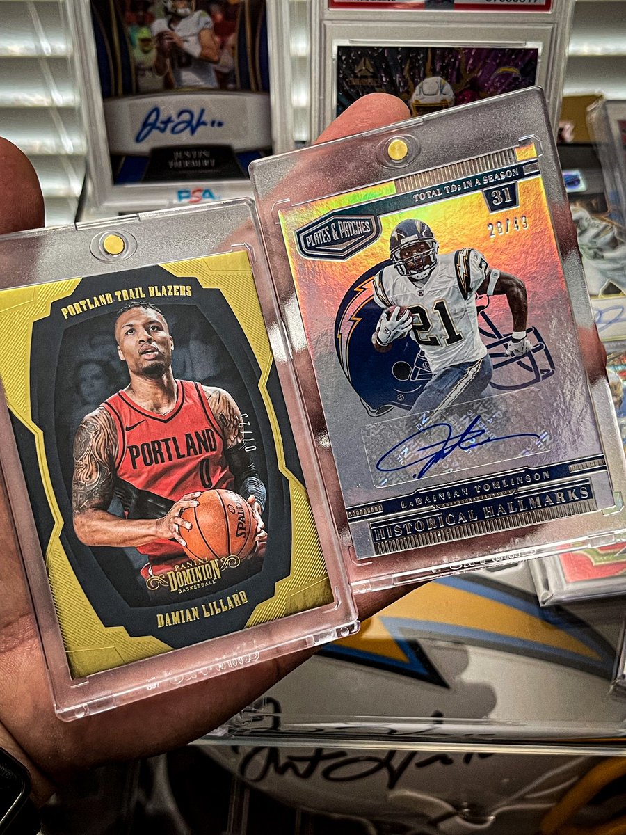 slabsx's tweet photo. A couple dope pick ups. #whodoyoucollect https://t.co/1ikN9IwUBu