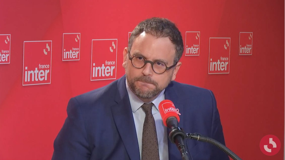 nicolasberrod's tweet photo. A. Rousseau, agacé par les réticences de collèges privés à organiser la vaccination #HPV : "Que les parents et les enfants en conscience ne veuillent pas faire la vaccination, on peut l'entendre. Mais que des établissements disent 'on n'organise pas', on a un problème majeur." https://t.co/2UA5rxKPeb