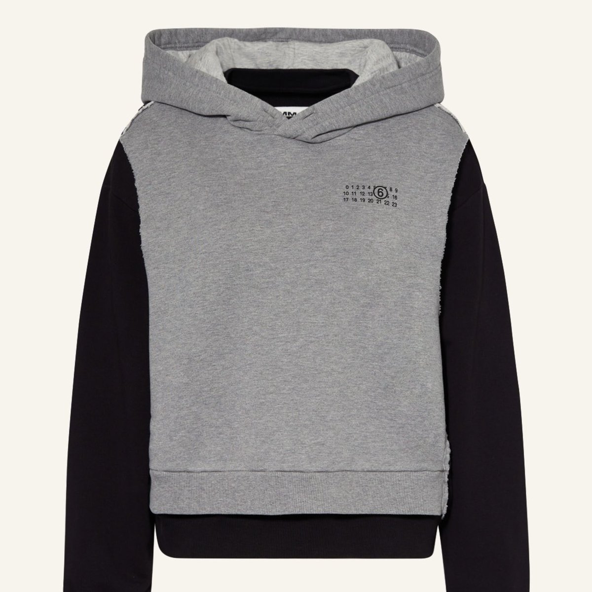 #BOYNEXTDOOR_성호 #성호
#BOYNEXTDOOR_SUNGHO #SUNGHO
보넥도 성호 후드티 상의 정보

02/10/23 보이넥스트도어 멤버 트위터

MAISON MARGIELA 메종 마르지엘라 - MM6 hoodie

🔗breuninger.com/it/en/b/mm6-ma…