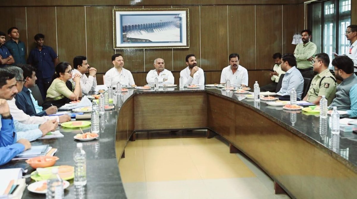 Commissioner, Labour Department, Govt of Karnataka tweet media