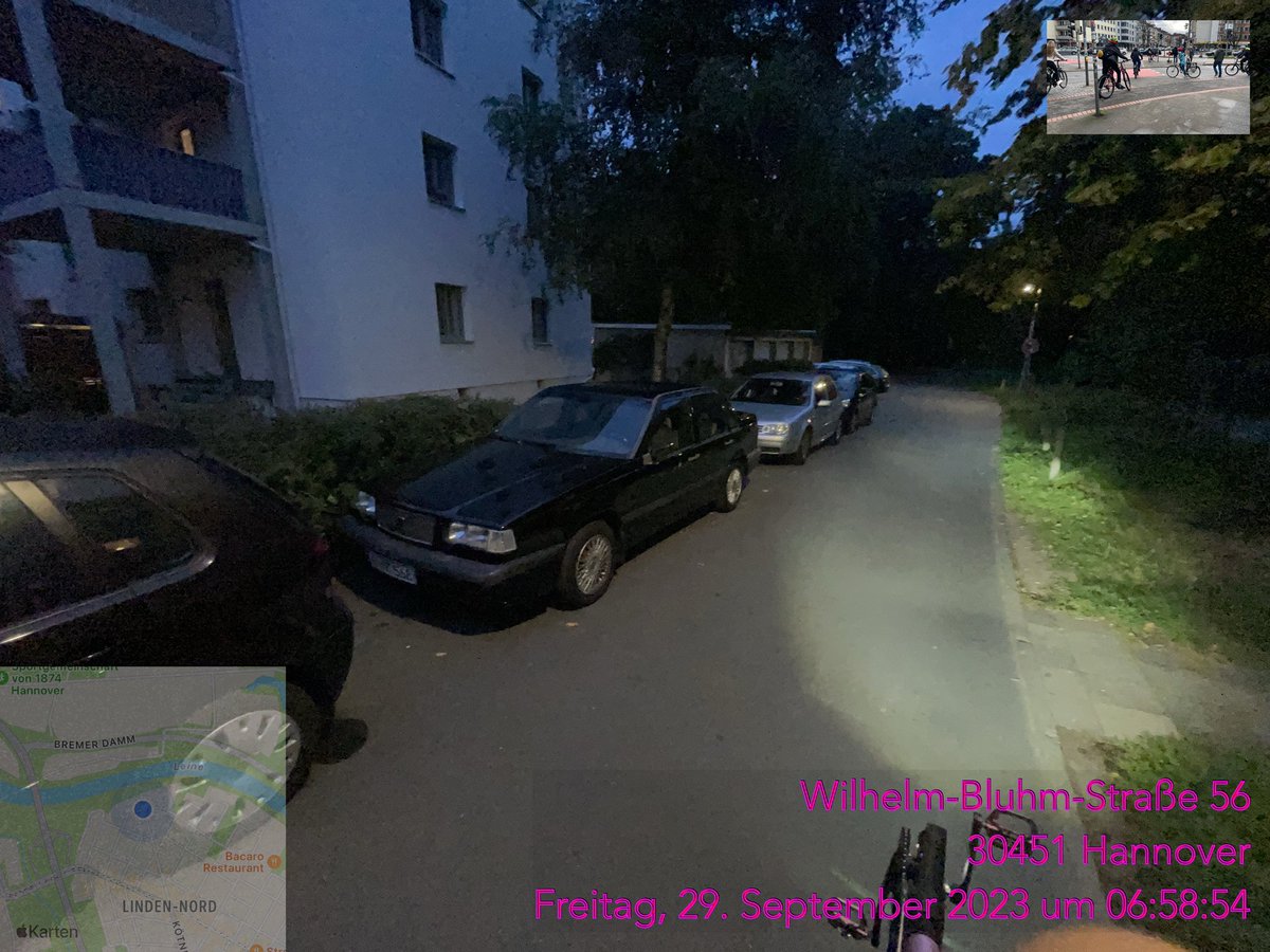 ICESonic6's tweet image. Der Radweg der Wihlem Blumstr ist keine Openair Garage @spdlindenlimmer @EG_Hannover @p4fHannover @KidicalH #KeinPlatzfürsAuto @LarsKelich @SPDRatHannover @Stadtradeln_Han @SFahrrad #Velohannover @2025Hannover #KlimaNeutral2030 und Verdecken des Sichtdreieck @HannoverVerkehr
