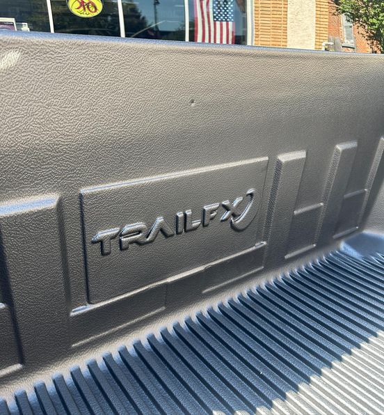 TrailFX's tweet photo. Chevrolet Silverado with #TrailFX bed liner
📷: wheels_in_motion_pottstown 
#pottstownpa #shoplocal #wheelsinmotion #chevysilverado #bedliner #chevytrucks #silveradonation #silveradotrucks #tagtrailfxgetfeatured https://t.co/MPGLf5n0oc
