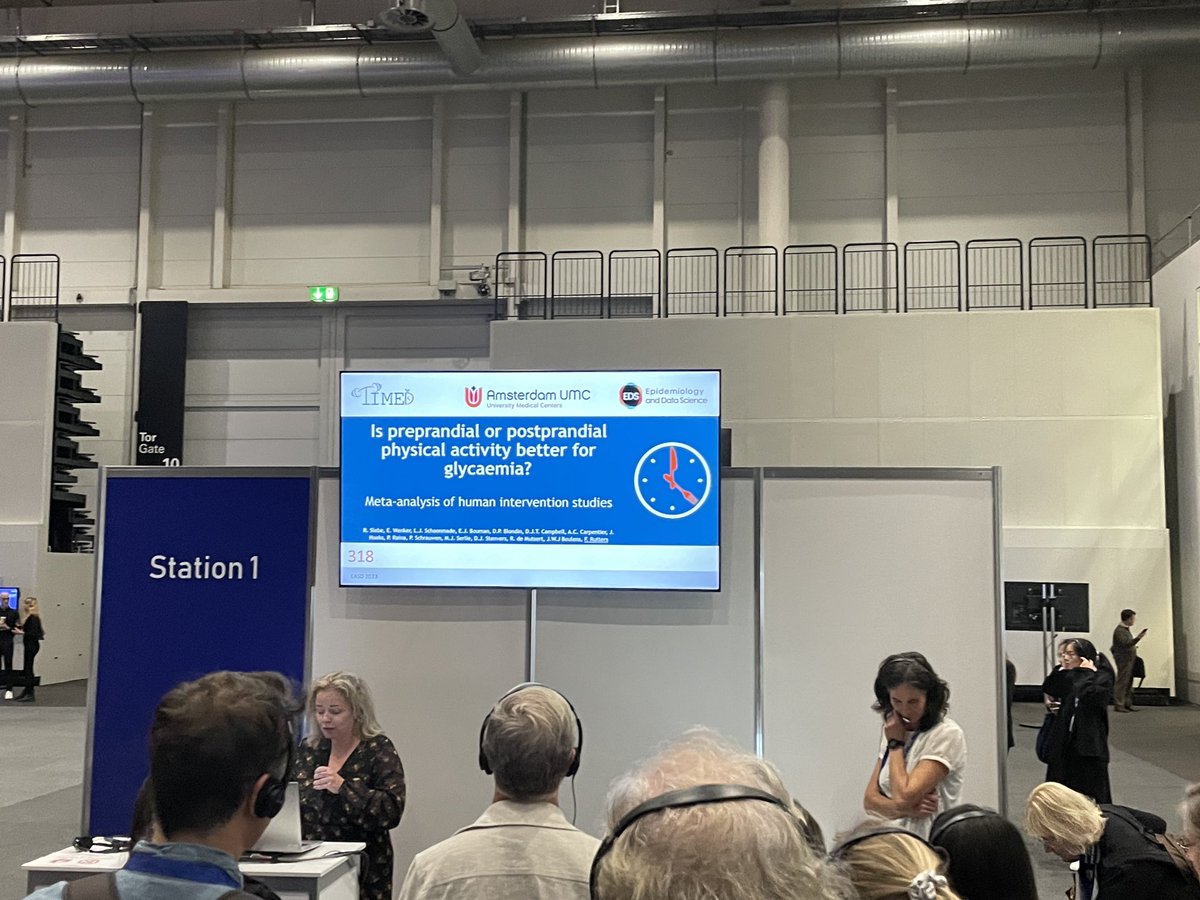 Colleague Paz Lopez-Dorriga Ruiz from NIPH and #Oslodiabetes resech centre chairing session on lifestyle at #EASD2023