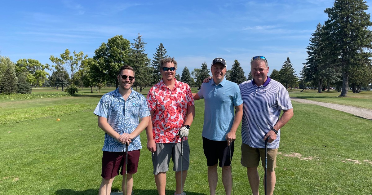 FrancisMedical's tweet photo. A few R&D staff & CEO @MikeMkujak recently played a round at the @ShamrockGolfMN. Thanks to Rose Medical for hosting this day on the greens. We appreciate your partnership in bringing #watervaportherapy to #prostatecancer patients!
#JustinRehak #TonyFrench #ChadNaegeli #Vanquish https://t.co/NOVkkT0PkA