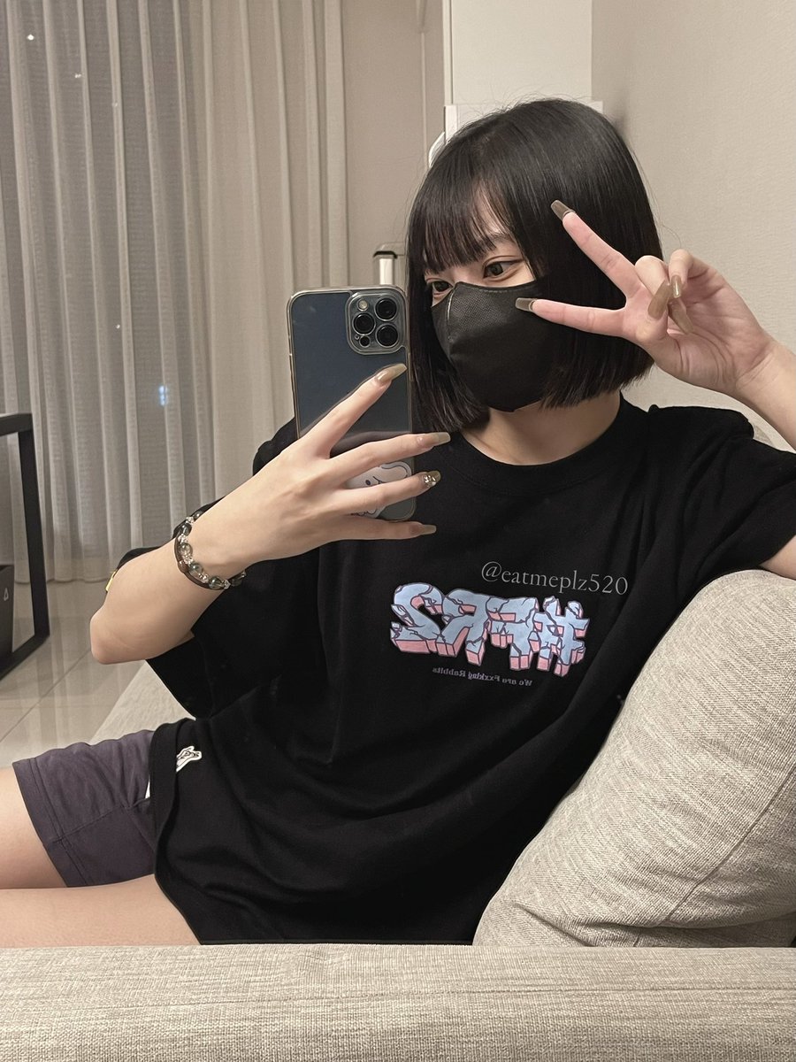 平常也是有很居家的時候啦🛋️

開拍前紀錄一下😆

-
#素顏給過嗎 https://t.co/Lr5aJ1hxnk