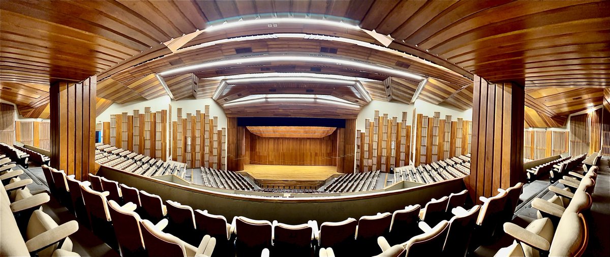 arqclaudiarueda's tweet photo. Auditorio Leon de Greiff Universidad Nacional de Colombia!!!! Alistándose para ser entregado a la comunidad universitaria!!!!!! https://t.co/iC7Xgg8pDm