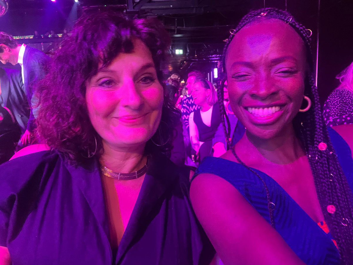 Social Broadcasts tweet media