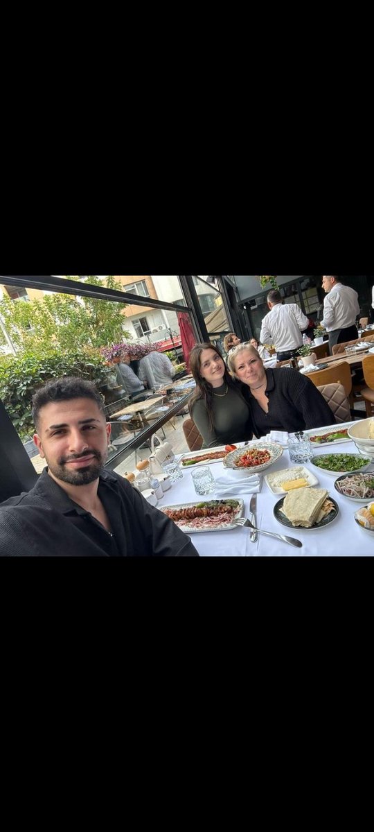 eskidendicanm's tweet photo. #elsed #elifnuryel #sedatpolat 
#elsedaileoldu 
Allah nazardan korusun 🧿
Maşallah sübhanallah
Musmutlu yarınlarıniz olsun #elsedim https://t.co/XSuVYHdtvg