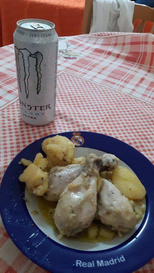 comidas_mierdas tweet media