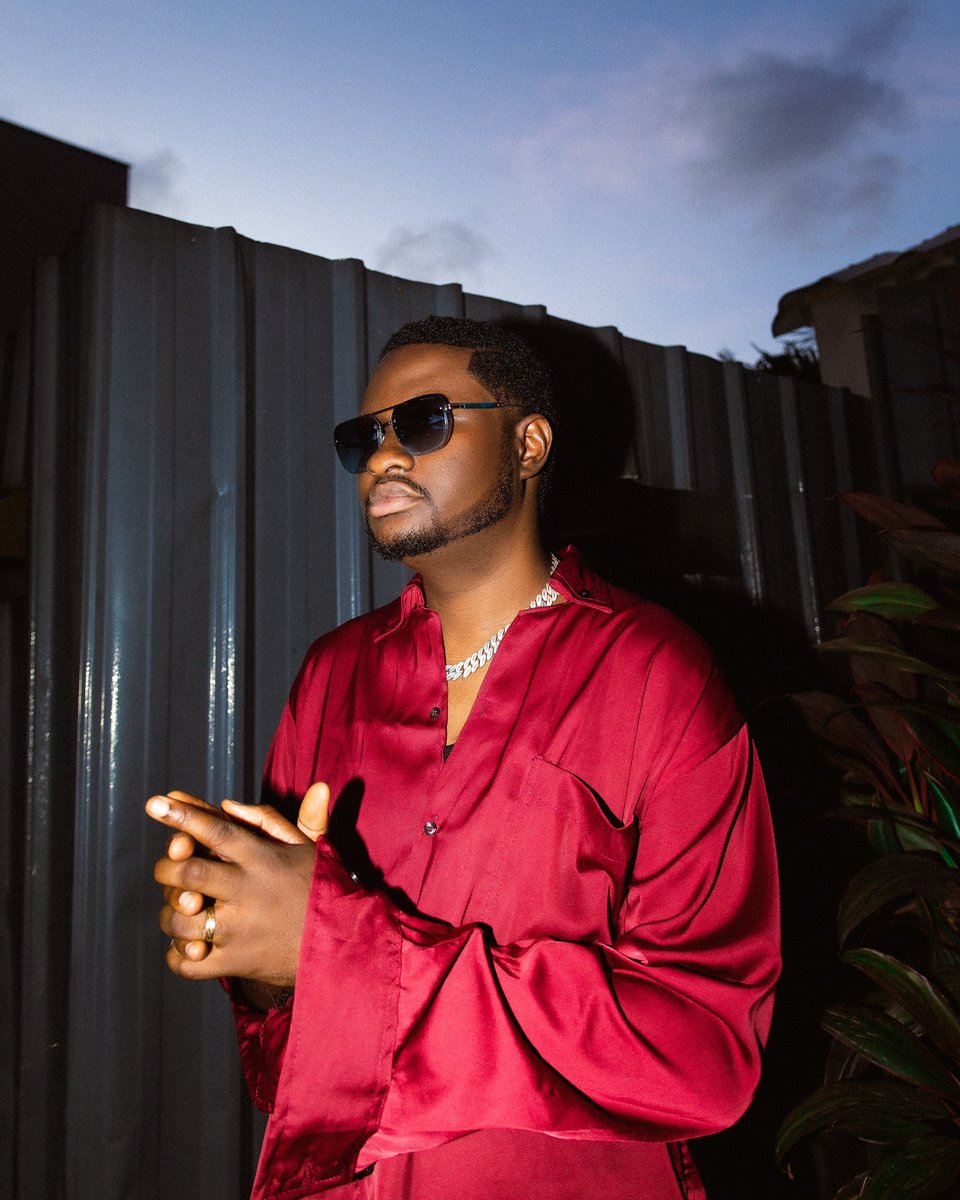 Dre-sticks tweet media