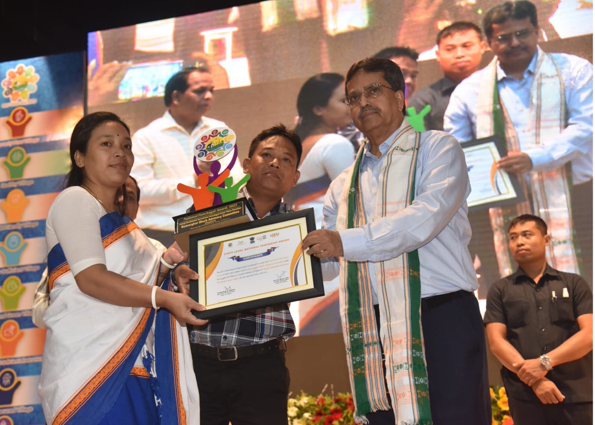 TripuraPanch's tweet image. Today, in the State Level Award Giving Ceremony, Honourable Chief Minister of Tripura handed over awards to the best performing PRIs at PRTI, A.D. Nagar, Tripura.