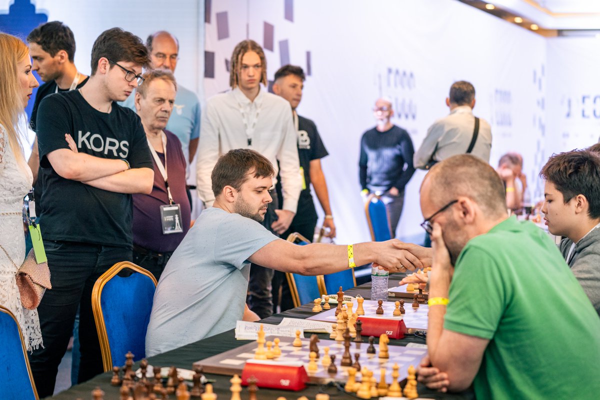 SuperbetFound's tweet photo. Superchess remains the favorite in the European Club Chess Cup!

✅Two victories in round 2 for our teams. 

 Open- Superchess VS SKRockaden 5-1 
Women- Superchess VS Wooden Green 2.5-1.5  

Good luck!📷👏 https://t.co/8Cm0rQW2ok