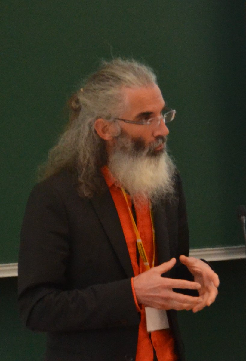 Conférence samedi 7/10 à la rencontre "#Droitsculturels et revitalisation linguistique" à la <a href="/MDARennes/">MDA Rennes</a> par David Ar Rouz (<a href="/LIDILE_R2/">LIDILE - Université Rennes 2</a> / <a href="/UnivRennes_2/">Université Rennes 2</a>) > La recherche de standardisation, ses limites, des pistes de changement de logique.

#AstourrAstërr > bit.ly/44nwWHO