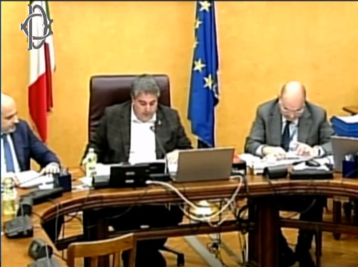 Montecitorio's tweet photo. Trasparenza rating ambientale, sociale e di governance: in Commissione #PoliticheUE, audizioni di rappresentanti della Commissione nazionale per le società e la borsa (#Consob) e dell'Associazione nazionale tra le imprese di informazioni commerciali (#Ancic). https://t.co/Ap42YNzsUE