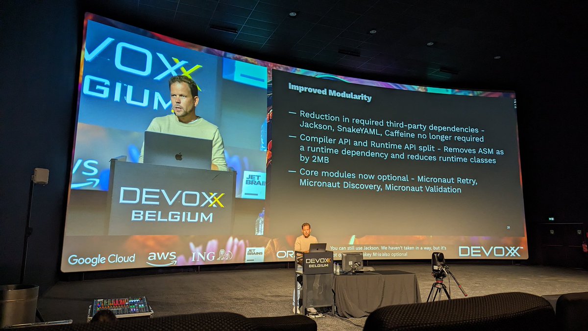 Now @graemerocher on stage doing a @micronautfw deep dive at @Devoxx