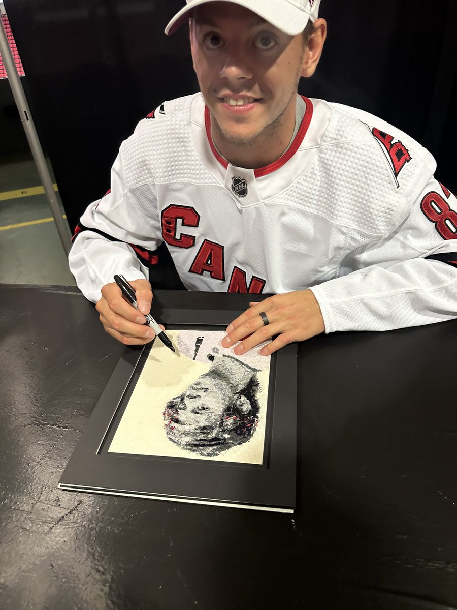 boring_jen20's tweet photo. What a great group of guys!  Jesperi Kotkaniemi  @ASvechnikov_37 , I am over the moon that KK signed my artwork,  and they were absolutely fantastic about it!! https://t.co/lOBK2SKHmK