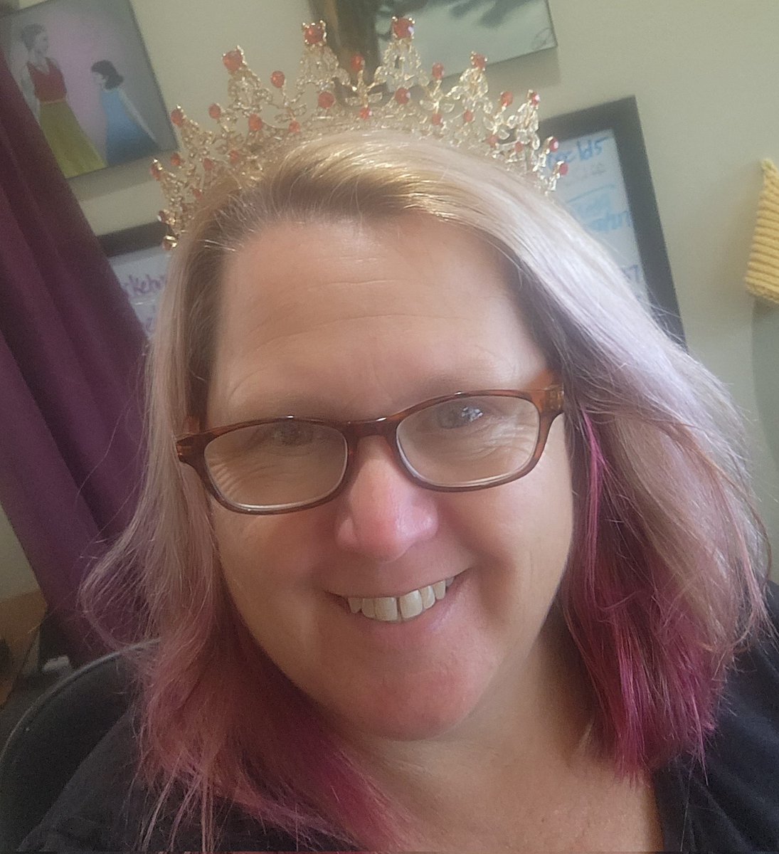 Reviving Tiara Tuesday!! It's a Show Your Sparkle kinda day!! #tiaratuesday #showyoursparkle