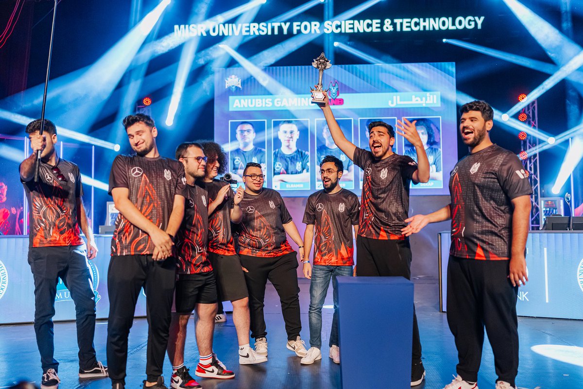 Cipherlol's tweet photo. The favorite part about esports is the lan events and ofc winning at the end.
What's yours? https://t.co/JYdo2qeijL