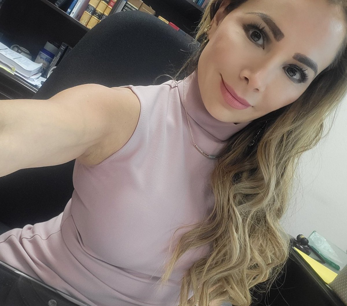 ¡Hola!

¿Quieres saber de qué va, Proyectar, proyectando?

Aquí te lo contamos 👇👇

¡Excelente Martes!

youtu.be/nDTM_ewEGEk?si…