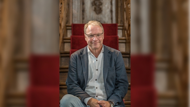 Hanno Brand nieuwe voorzitter Walburgiskerk -  contactzutphen.nl/l/465799