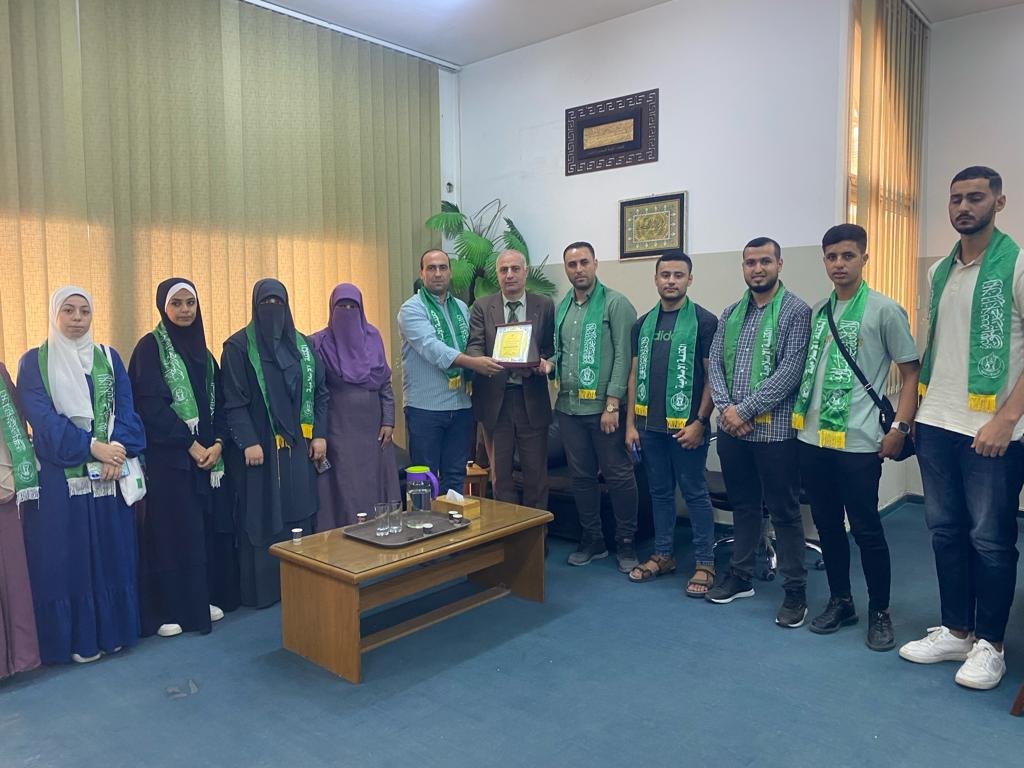 #بالصور الكتلة الإســــ..لامية بالمحافظة الوسطى تنظم جولة زيارات لعميد كلية #فلسطين التقنية د. هيثم عايش ونواب الكلية ورؤساء الأقسام بالجامعة
 وتأتي هذه الزيارات للتهنئة بمناسبة بدء الفصل الدراسي الجديد