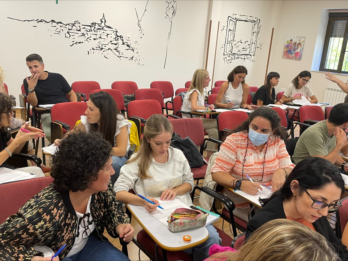 SALESIANASVALDEPEÑAS tweet media