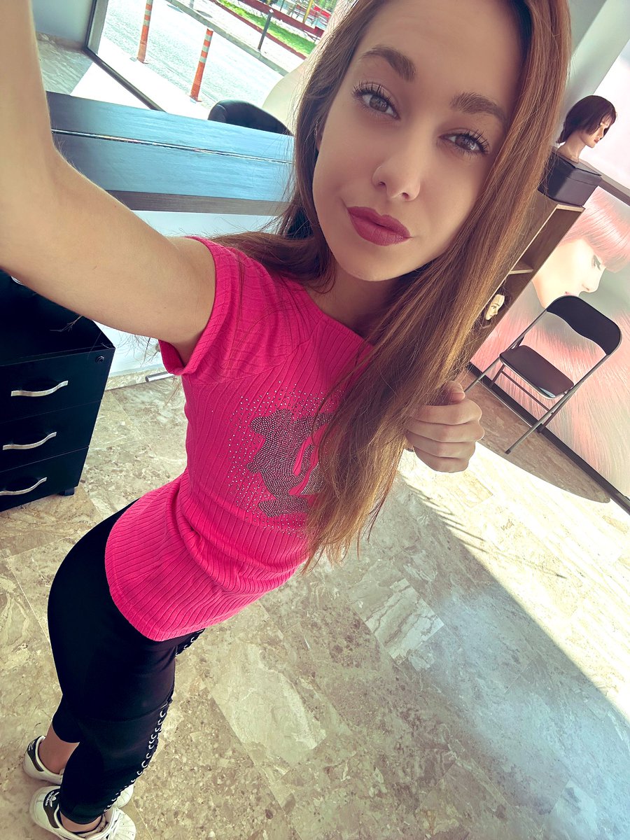 Gm fam 🫦
Have a nice day ❤️‍🔥🍑