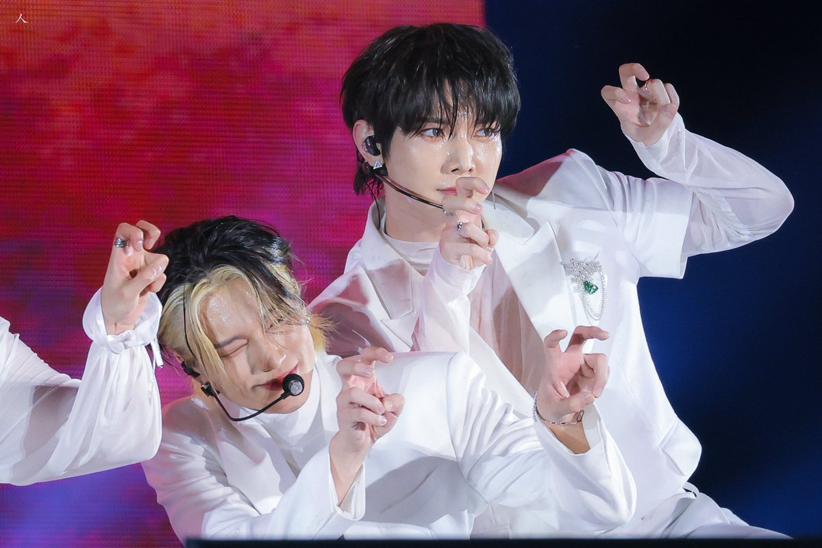 230923 

여우즈 댕쭝디피스 해줘~
 ㄴ 웅.(웅)

vᯣ_ᯣv v(=̴̶̷̤̄ .̫ =̴̶̷̤̄)v

#우영 #여상 #에이티즈