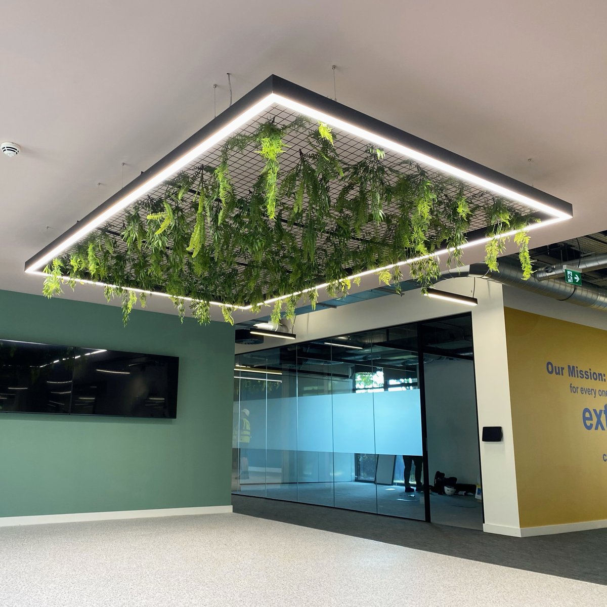 Bring nature indoors with Biophilic lighting from Synergy Creative. Enhance your well-being with living planter pendants. 🌿 

synergycreativ.com/product-catego…

#BiophilicDesign #Wellness #Biophilic #Wellbeing #Biophilic #Workspace #OfficeFitOut #tuesdayvibe