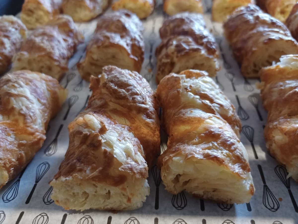 Chartwells Independent tweet media