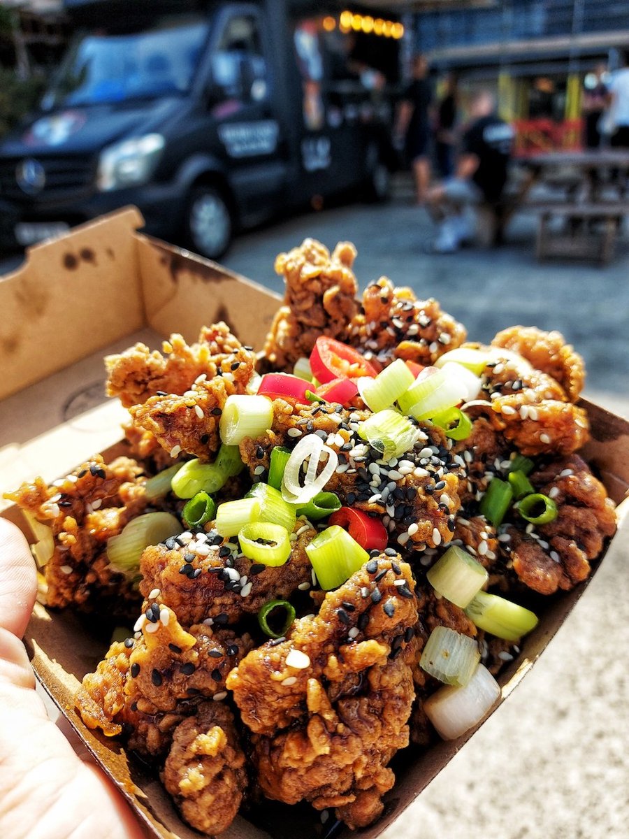 This week at SCOFF is packed with tasty traders! 

Avonside's wait is over, with Fontmell Smokehouse bringing the BBQ to Melksham! Those loaded fries are something else!

Plus, Sunday at Portishead sees the return of Gurt Wings, get down early! 

Swipe for the full list!